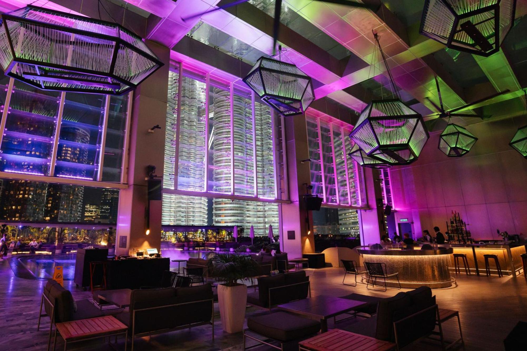 W Kuala Lumpur Hotel Exterior photo